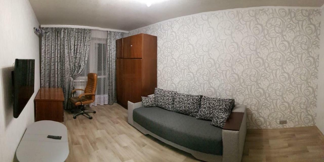 Сozy appartment near metro station 23 Avgusta Charkov Exteriér fotografie